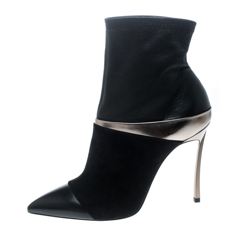 مملوكة مسبقًا Casadei Black Suede and Metallic Leather Pointed Toe Ankle Boots Size 37