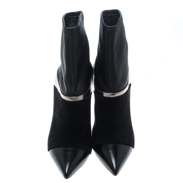مملوكة مسبقًا Casadei Black Suede and Metallic Leather Pointed Toe Ankle Boots Size 37