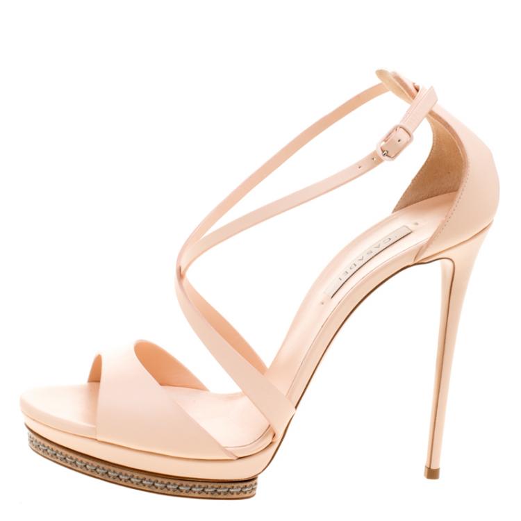 مملوكة مسبقًا Casadei Peach Leather Cross Strap Platform Sandals Size 40