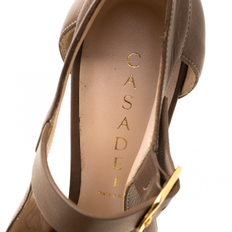 مملوكة مسبقًا Casadei Brown Leather Buckle Platform Pumps Size 37.5