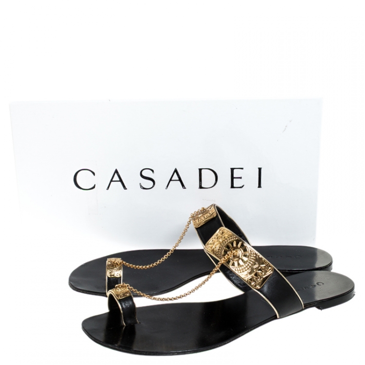 Pre Owned Casadei Black Leather Embellished Chain Detail Toe Ring Flats Size 40