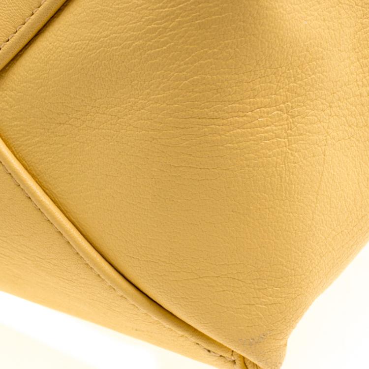 Pre Owned Celine Beige Python and Leather Vertical Cabas Phantom Tote