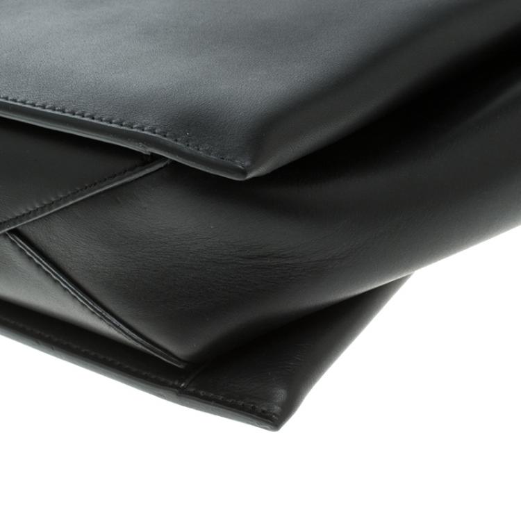 Pre Owned Celine Black Leather Trifold Chain Clutch