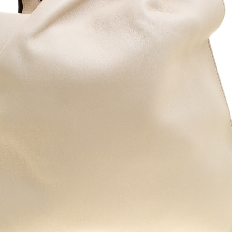Pre Owned Celine Cream Leather Open Triangle Bag