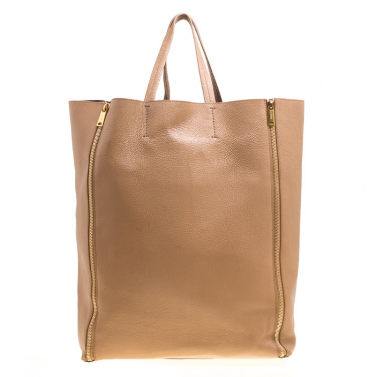 مملوكة مسبقًا Celine Brown Leather Vertical Zipper Gusset Cabas Tote