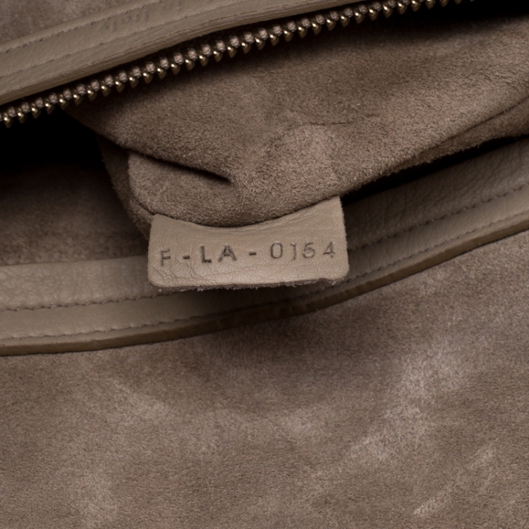 مملوكة مسبقًا Celine Beige Leather Medium Phantom Luggage Tote