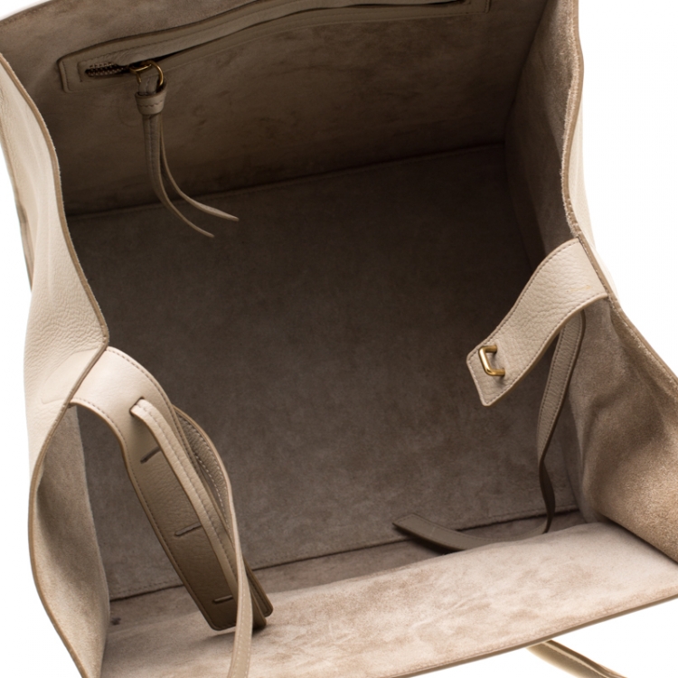 مملوكة مسبقًا Celine Beige Leather Medium Phantom Luggage Tote