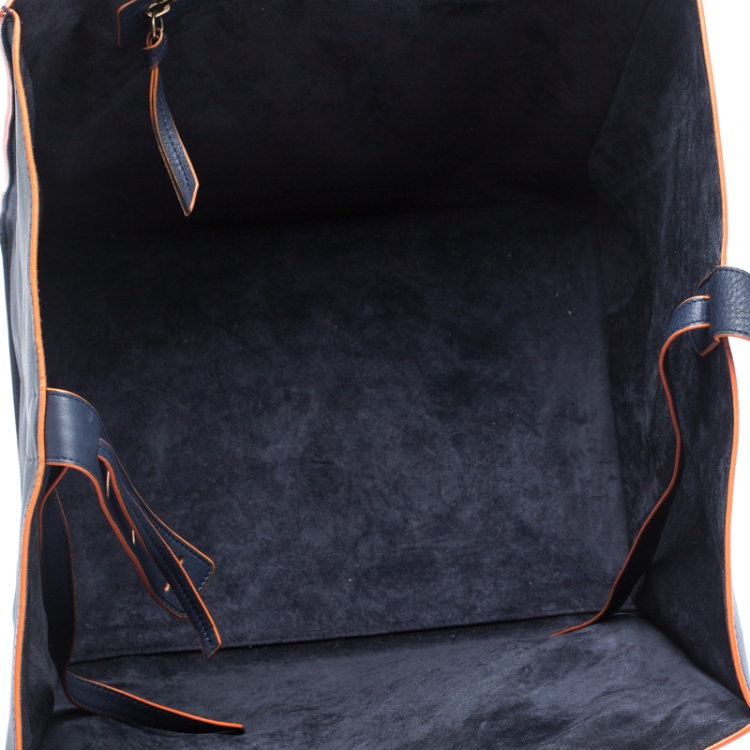 Pre Owned Celine Navy Blue Leather Large Phantom Luggage Tote