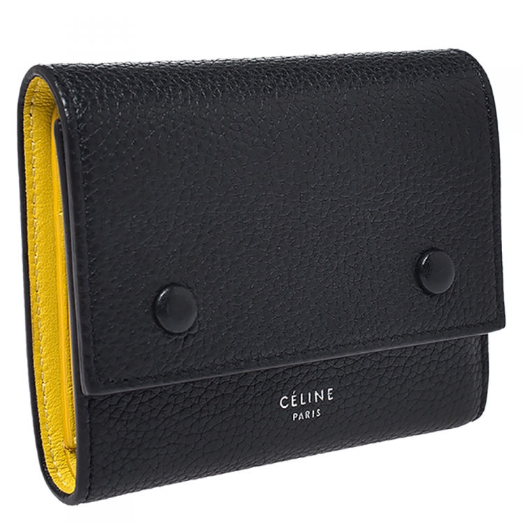 مملوكة مسبقًا Celine Black Leather Small Trifold Wallet