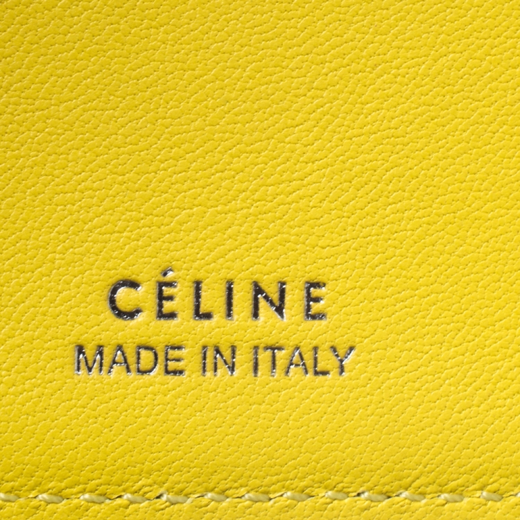 مملوكة مسبقًا Celine Black Leather Small Trifold Wallet