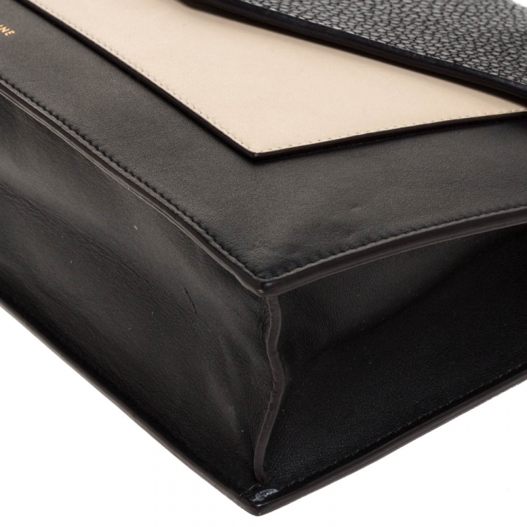 Pre Owned Celine Black/Cream Leather and Stingray Pocket Chain Clutch