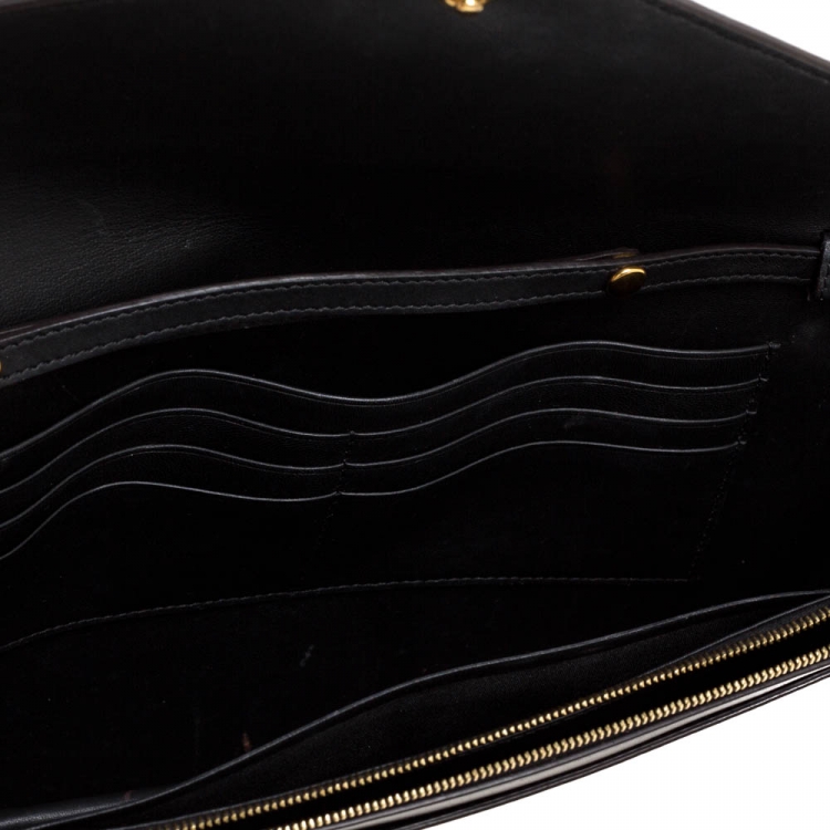 Pre Owned Celine Black/Cream Leather and Stingray Pocket Chain Clutch