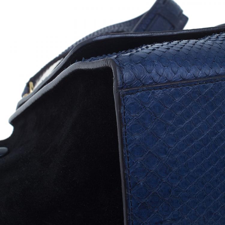 مملوكة مسبقًا Celine Navy Blue Python Suede Medium Trapeze Bag