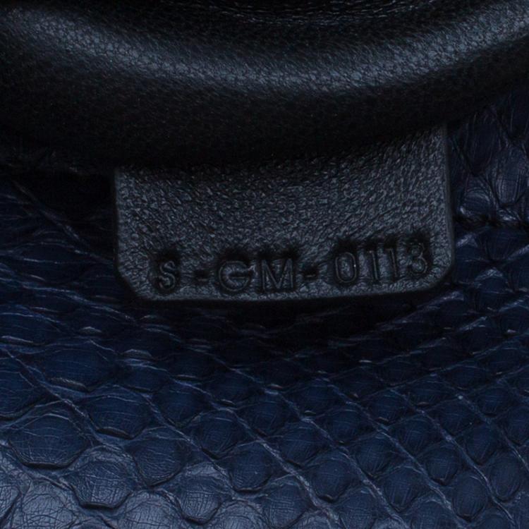 مملوكة مسبقًا Celine Navy Blue Python Suede Medium Trapeze Bag
