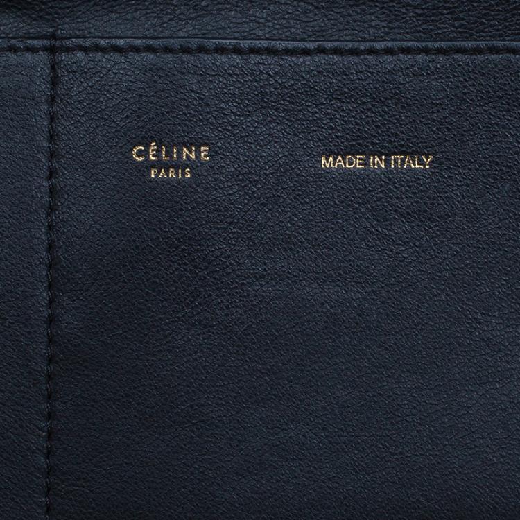 مملوكة مسبقًا Celine Navy Blue Python Suede Medium Trapeze Bag