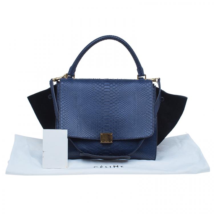 مملوكة مسبقًا Celine Navy Blue Python Suede Medium Trapeze Bag