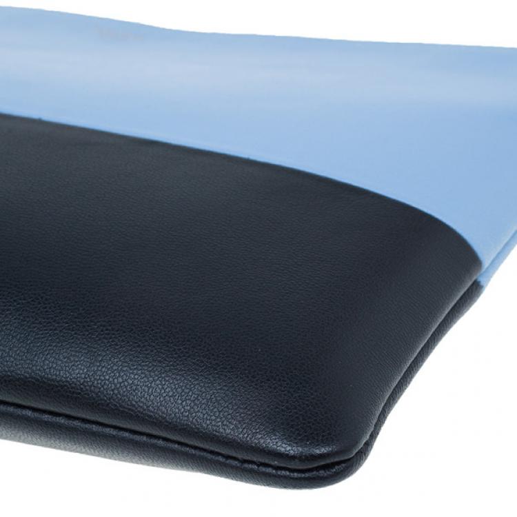 Pre Owned Celine Blue Leather Solo Clutch