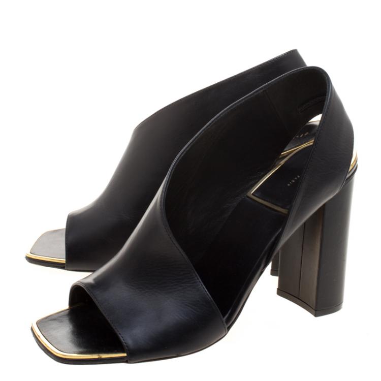 Pre Owned Celine Black Leather Open Toe Asymmetrical Sandals Size 38