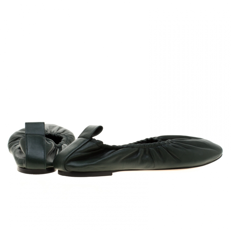 Pre Owned Celine Green Leather Scrunch Ballet Flats Size 39