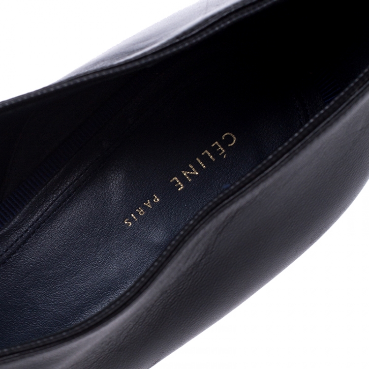 Pre Owned Celine Black Leather V Neck Pointed Toe Pumps Size 39.5