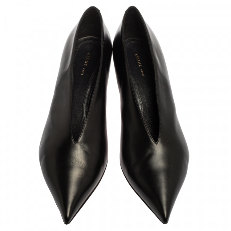 Pre Owned Celine Black Leather V Neck Pumps Size 37