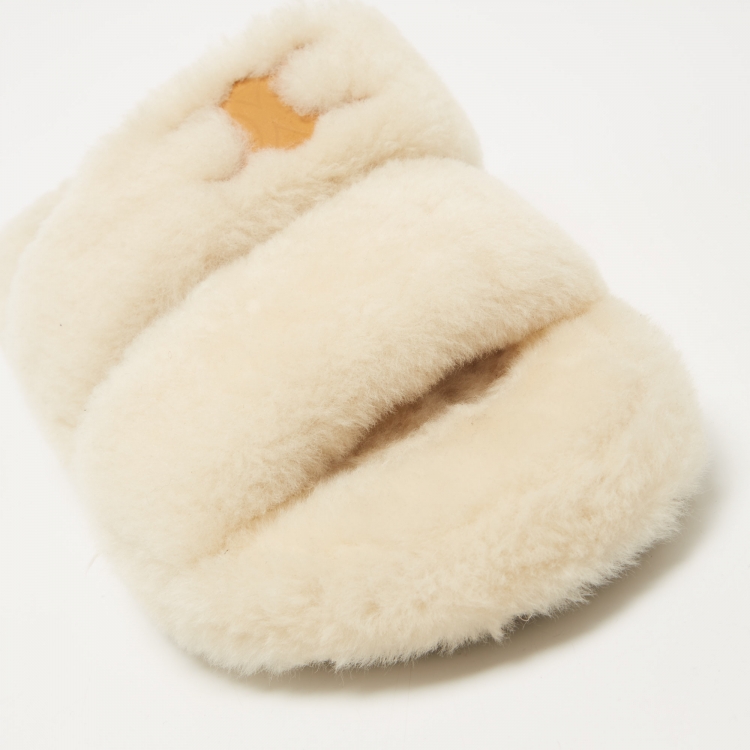 Pre Owned Celine White Fur Flat Slides  Size 39