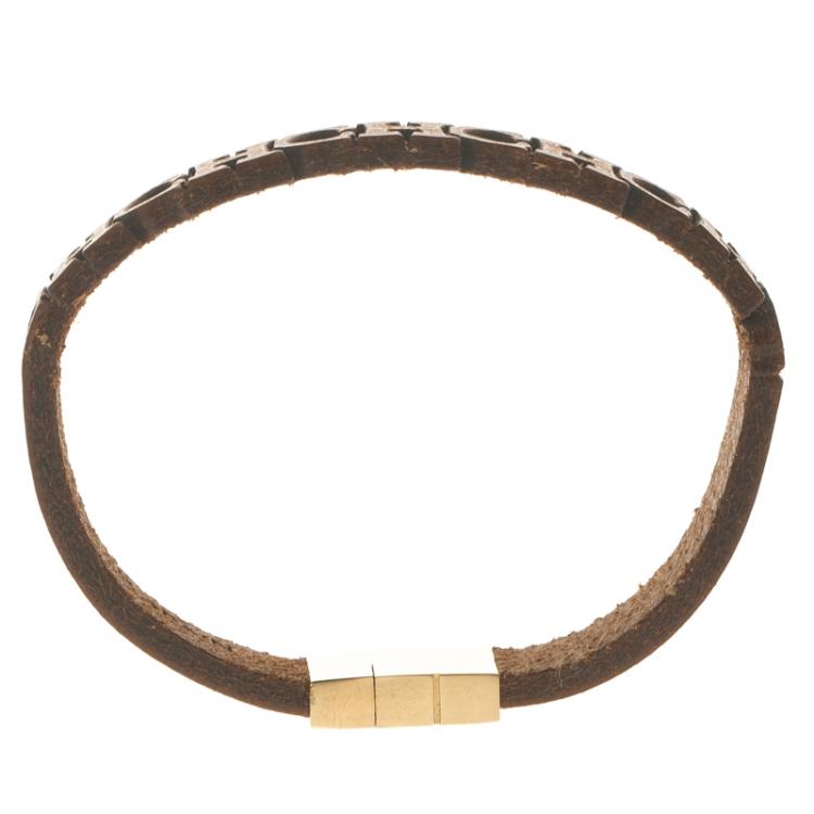Pre Owned CH Carolina Herrera Logo Laser Cut Leather Bracelet