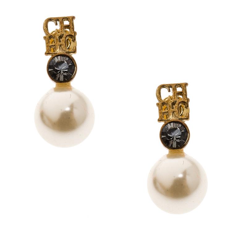 Pre Owned CH Carolina Herrera Logo Faux Pearl Gold Tone Stud Earrings