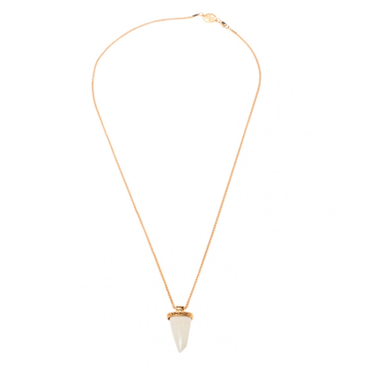Pre Owned CH Carolina Herrera Shark Tooth Gold Tone Pendant Necklace