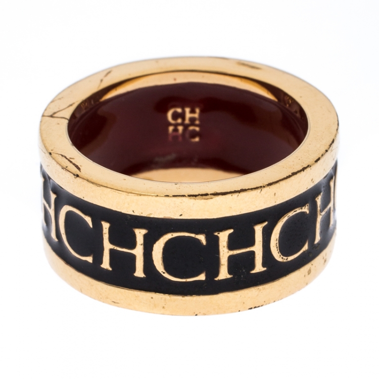 Pre Owned CH Carolina Herrera Logo Black Enamel Gold Tone Band Ring 56