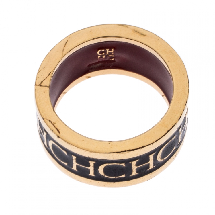 Pre Owned CH Carolina Herrera Logo Black Enamel Gold Tone Band Ring 56