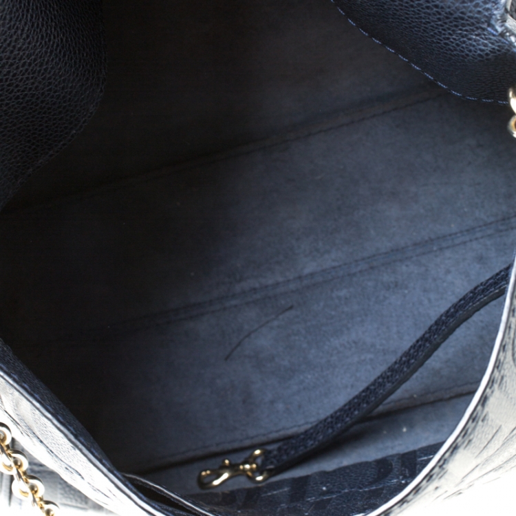 Pre Owned Carolina Herrera Navy Blue Leather Minuetto Flap Top Handle Bag