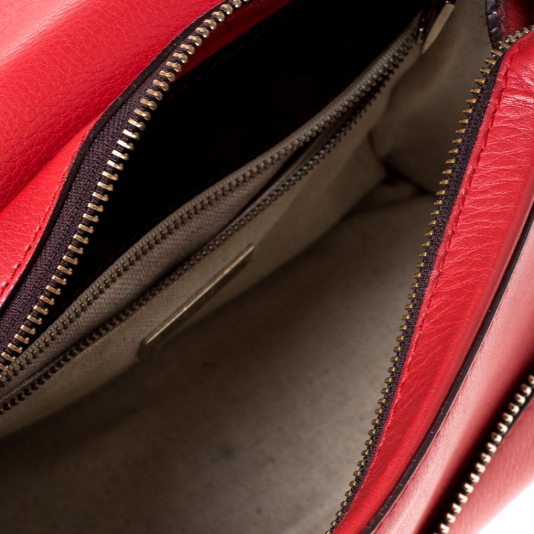 Pre Owned Carolina Herrera Red Leather Front Zip Top Handle Bag