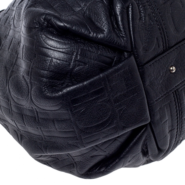 مملوكة مسبقًا Carolina Herrera Black Monogram Leather Chain Hobo