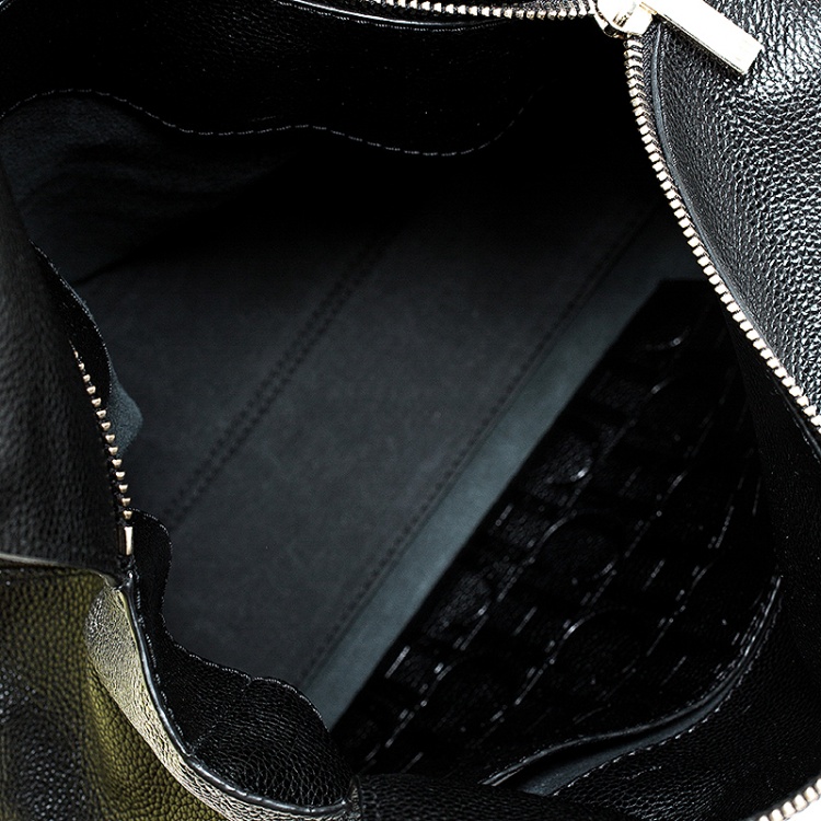 Pre Owned Carolina Herrera Black Leather Tempo Collection Adagio Tote