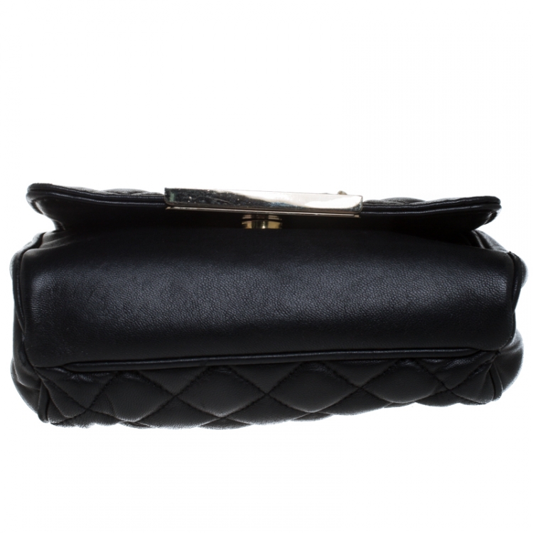 مملوكة مسبقًا Carolina Herrera Black Quilted Leather Tassel Shoulder Bag