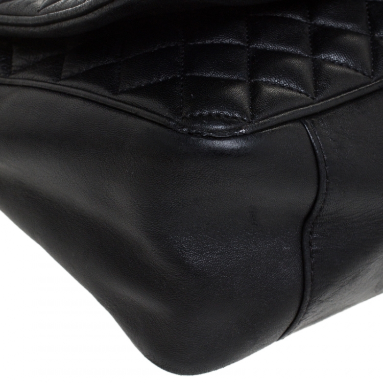 Pre Owned Carolina Herrera Black Quilted Leather Flap Chain Shoulder Bag
