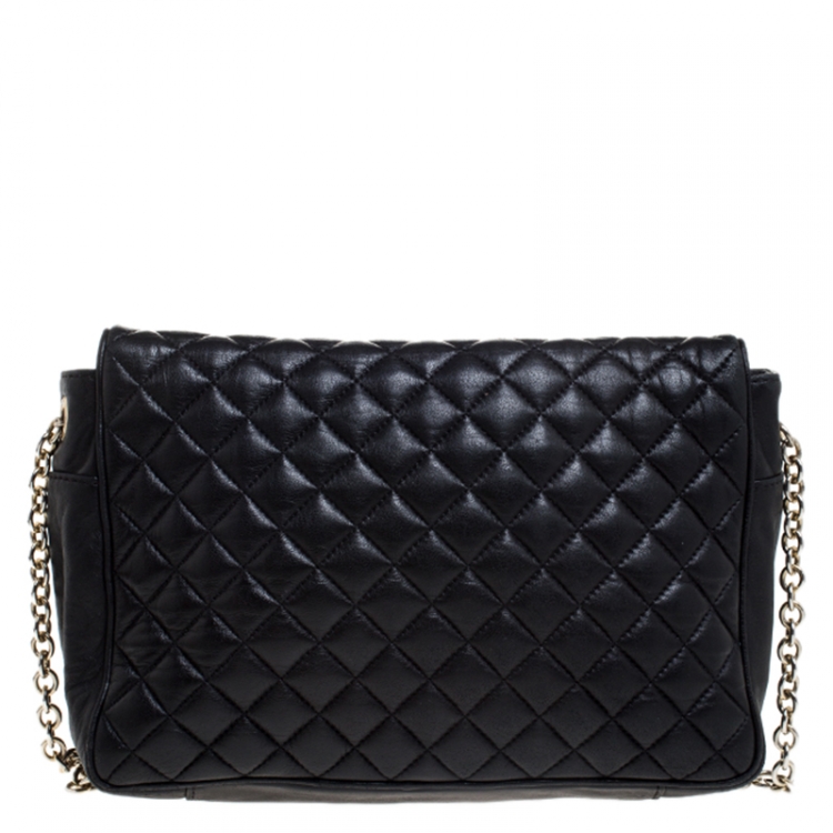 Pre Owned Carolina Herrera Black Quilted Leather Flap Chain Shoulder Bag