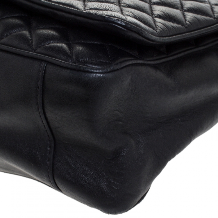 Pre Owned Carolina Herrera Black Quilted Leather Flap Chain Shoulder Bag