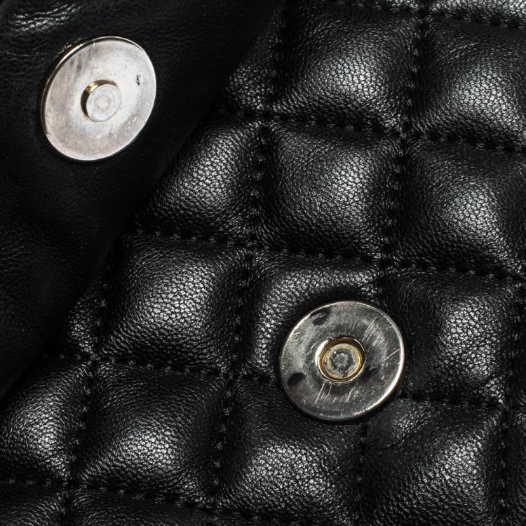 Pre Owned Carolina Herrera Black Quilted Leather Flap Chain Shoulder Bag