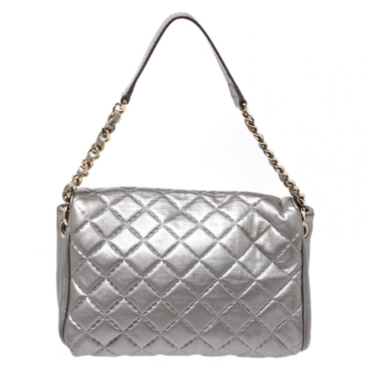 Pre Owned CH Carolina Herrera Silver Quilted Leather Flap Bag
