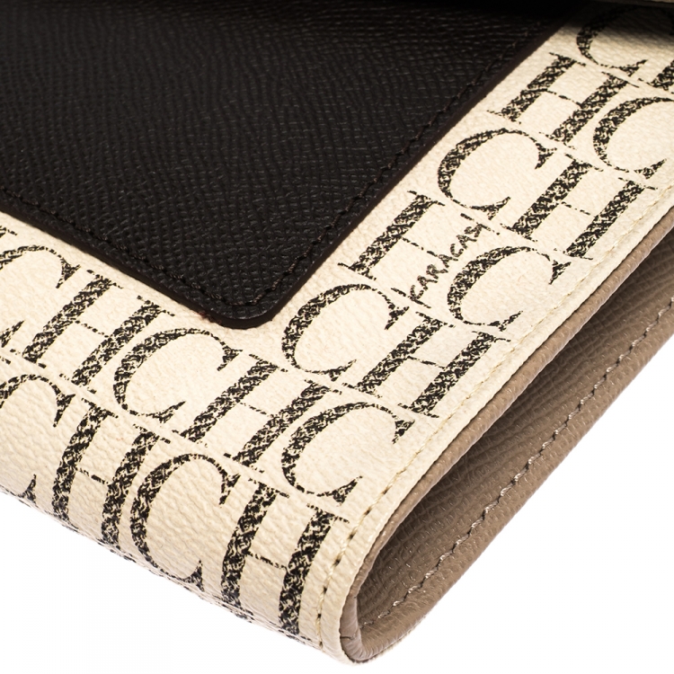 مملوكة مسبقًا Carolina Herrera Monogram Coated Canvas Envelope Crossbody Bag