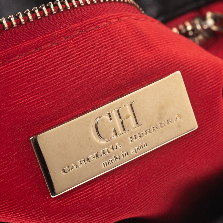 Pre Owned Carolina Herrera Black Quilted Leather Flap Chain Shoulder Bag