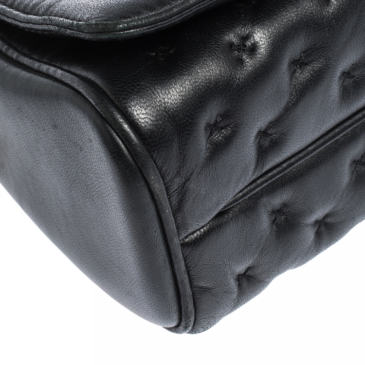 Pre Owned Carolina Herrera Black Stitched Leather Bimba Shoulder Bag
