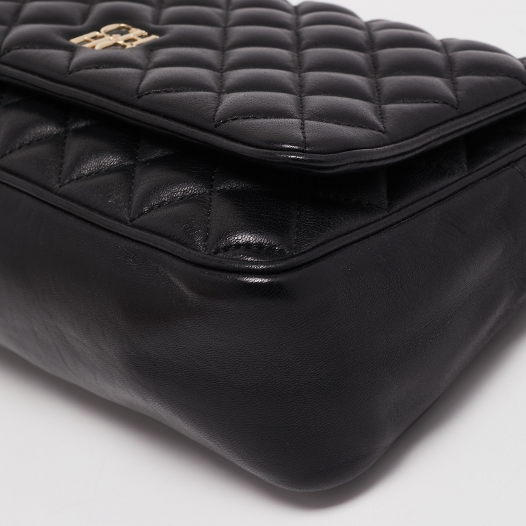 Pre Owned CH Carolina Herrera Black Quilted Leather Flap Chain Shoulder Bag