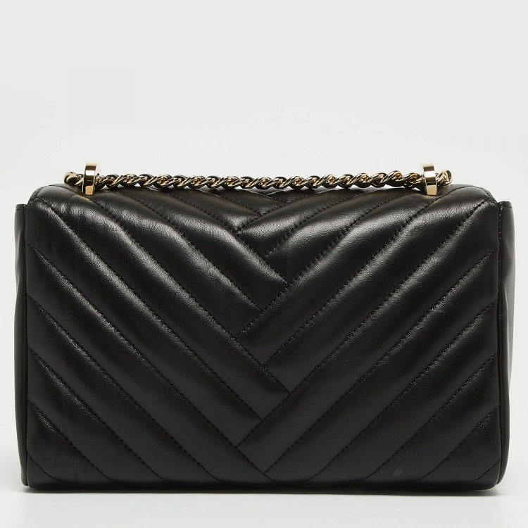 Pre Owned CH Carolina Herrera Black Quilted Leather Flap Bag