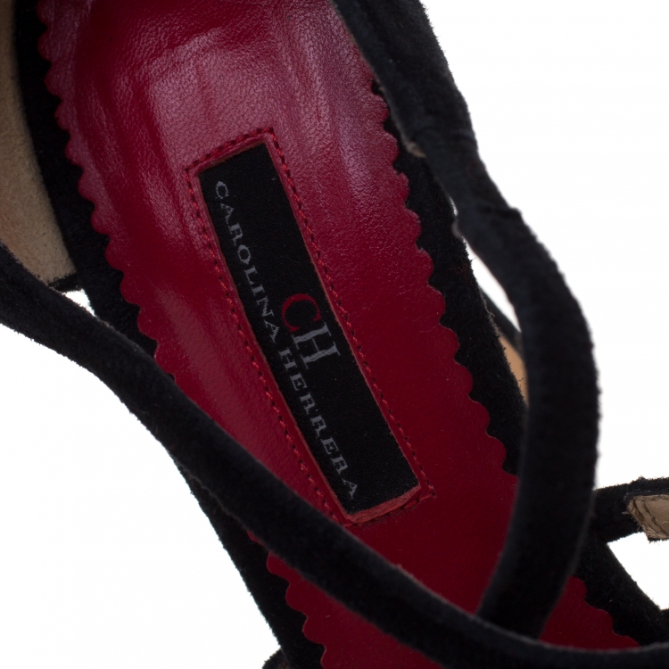 مملوكة مسبقًا Carolina Herrera Black Ankle Strap Sandals Size 37