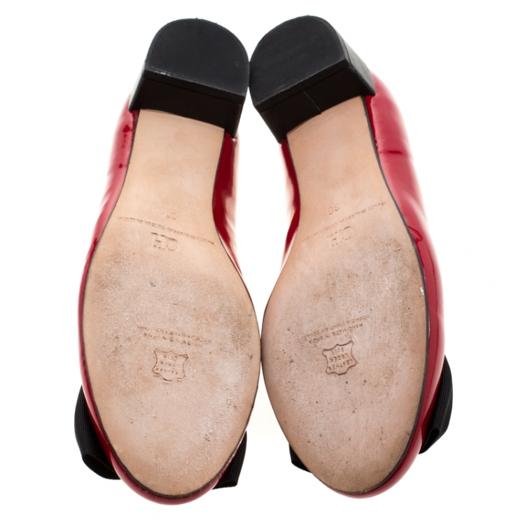 Pre Owned CH Carolina Herrera Red Patent Leather Bow Pumps Size 38