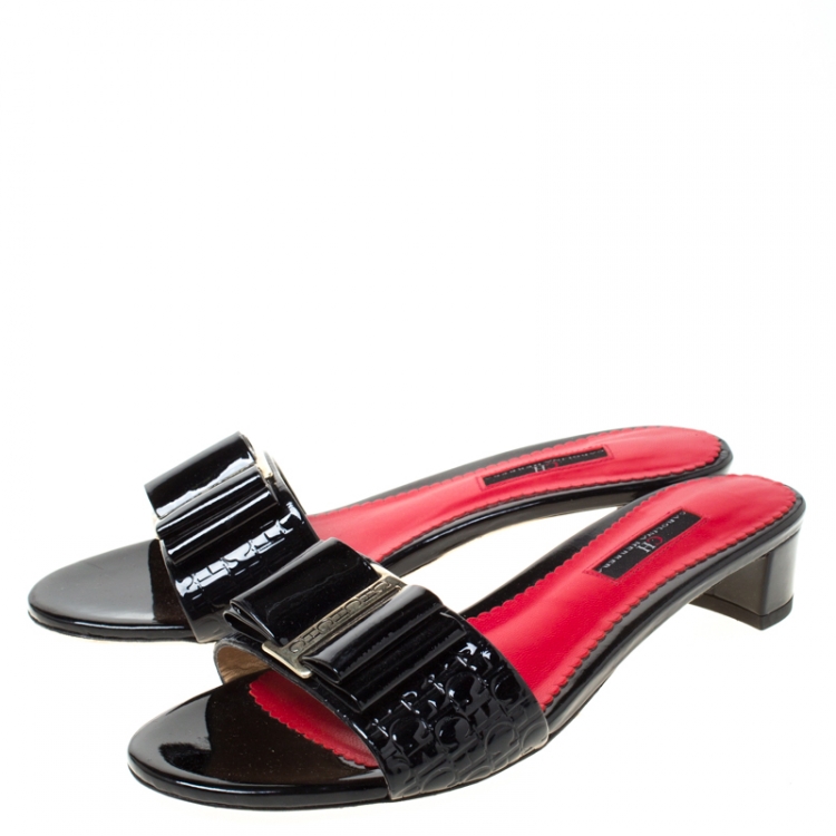 Pre Owned Carolina Herrera Black/Red Patent Leather Bow Slides Size 38
