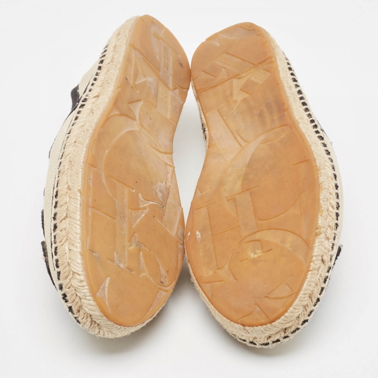Pre Owned CH Carolina Herrera Cream Canvas Espadrille Flats Size 38